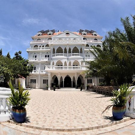 La Fortress Boutique Hotel Kep Exterior photo