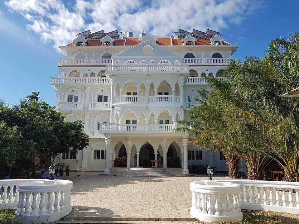 La Fortress Boutique Hotel Kep Exterior photo